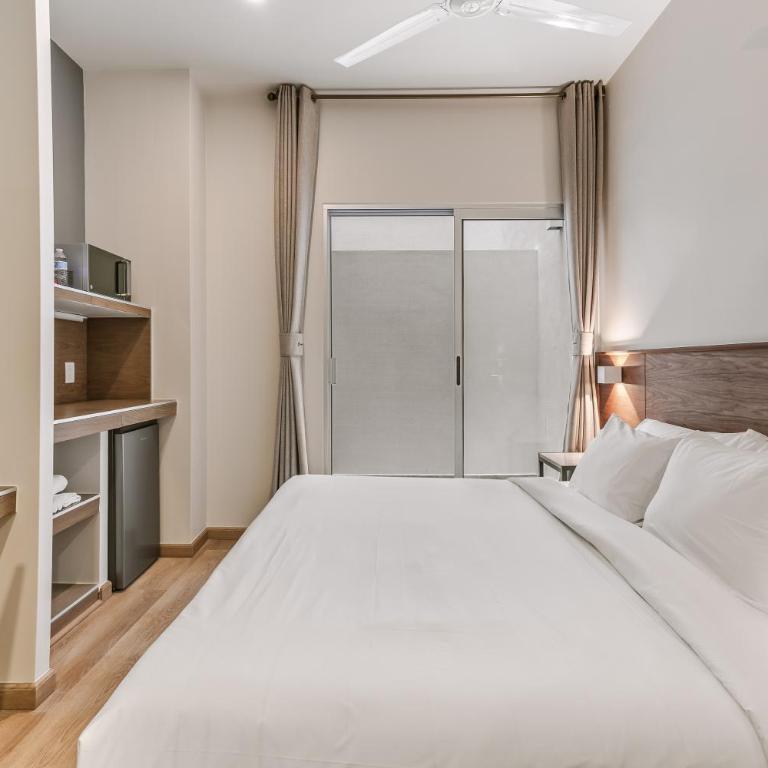 Wenceslao By Homirent - Suite con cama grande y balcón - 8