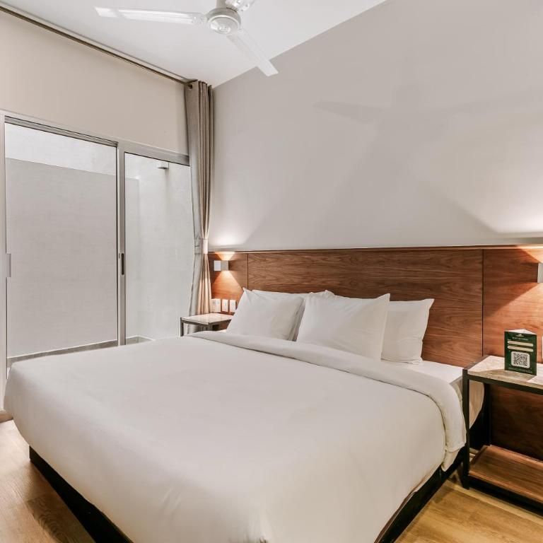 Wenceslao By Homirent - Suite con cama grande y balcón - 22