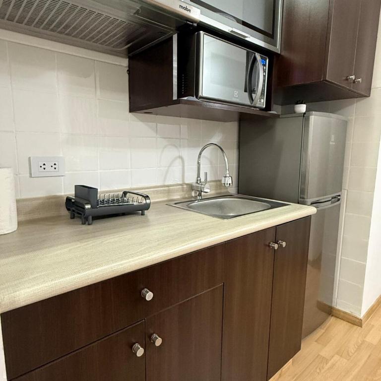 Depa entero 02 habitaciones excelente ubicación - Apartamento de 2 dormitorios - 17
