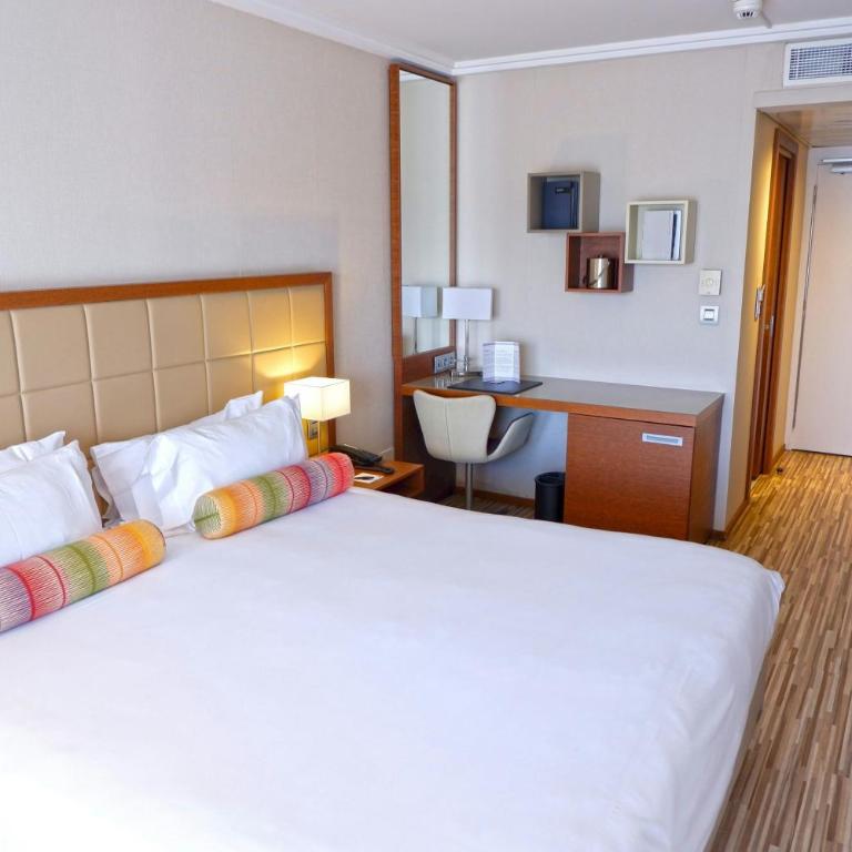 AC Hotel by Marriott Ambassadeur Antibes - Juan Les Pins - Chambre Double – Vue sur Ville - 1
