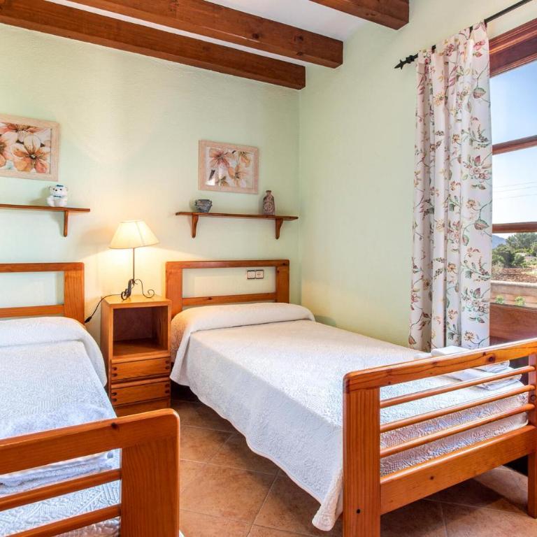Villa Can Canaveret - Four-Bedroom Vacation Home - 9