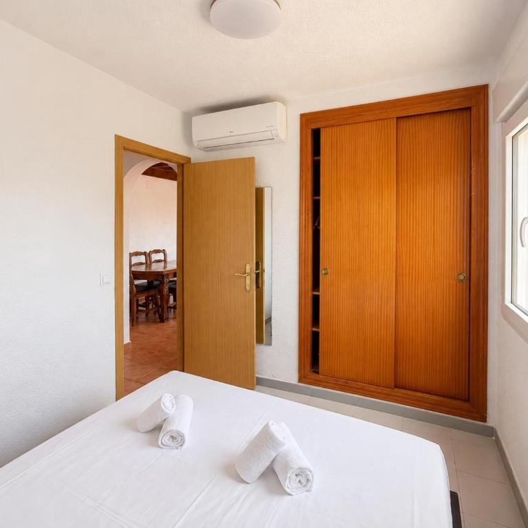 Casa de Playa con Piscina Estilo Rústico - Casa de 3 dormitorios - 19