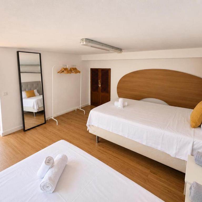 Casa de Playa con Piscina Estilo Rústico - Casa de 3 dormitorios - 24