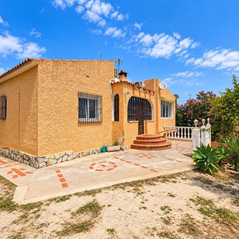 Casa de Playa con Piscina Estilo Rústico - Casa de 3 dormitorios - 31