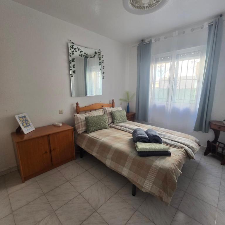 Villa Torrevieja - Sun Retreat, BBQ and Pool - Casa de 3 dormitorios - 22