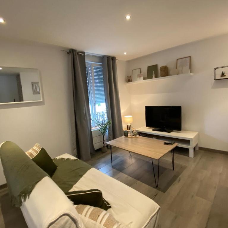 Charming accommodation in Ville-des-Sacres in Champagne! - One-Bedroom Apartment - 9