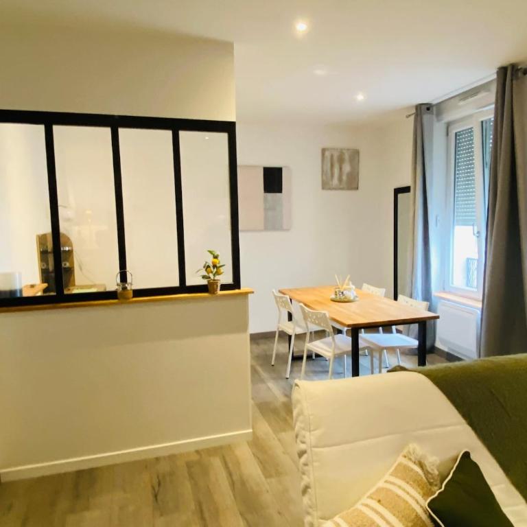 Charming accommodation in Ville-des-Sacres in Champagne! - One-Bedroom Apartment - 11