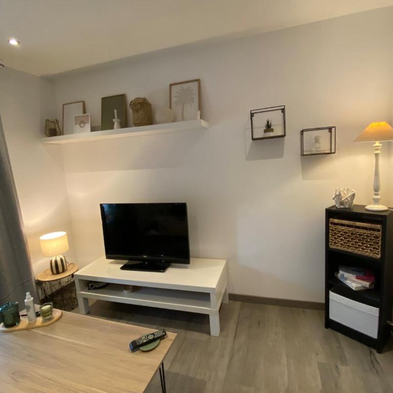 Charming accommodation in Ville-des-Sacres in Champagne! - One-Bedroom Apartment - 12