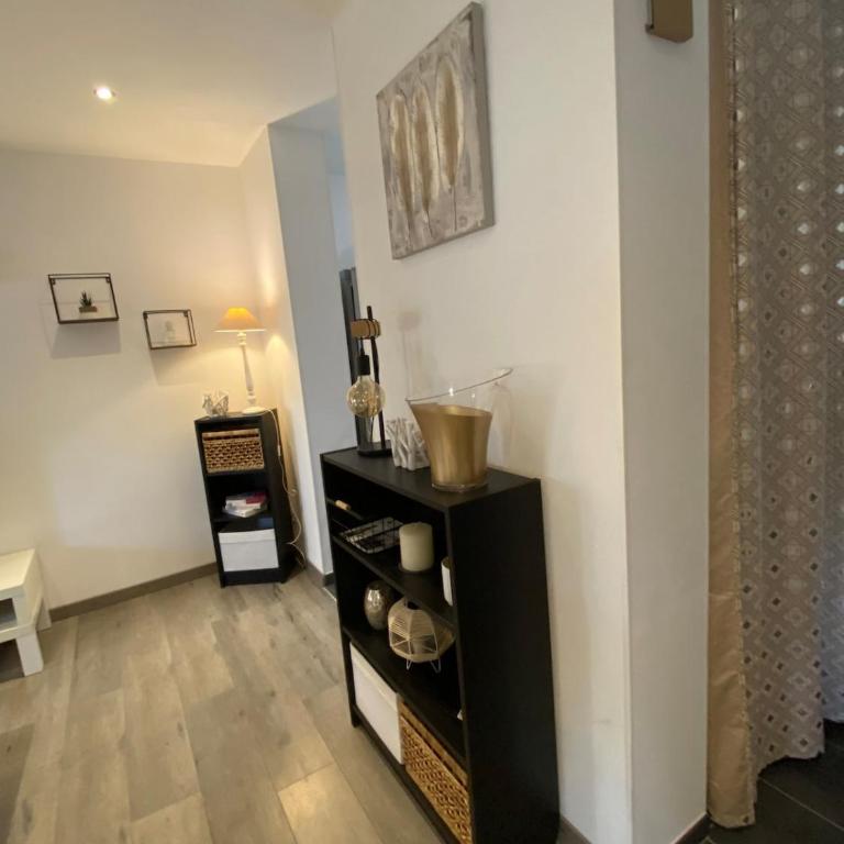 Charming accommodation in Ville-des-Sacres in Champagne! - One-Bedroom Apartment - 16