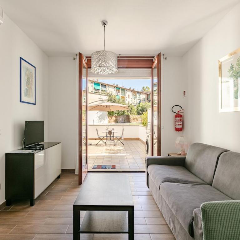 Central Florence Terrace and Garage - Two-Bedroom Apartment - 15