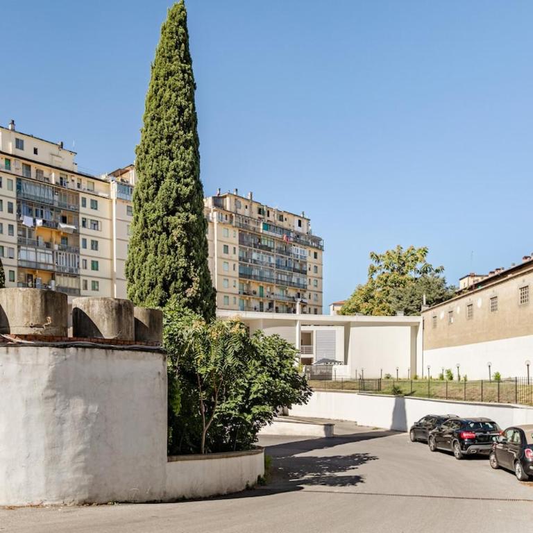 Central Florence Terrace and Garage - Two-Bedroom Apartment - 28