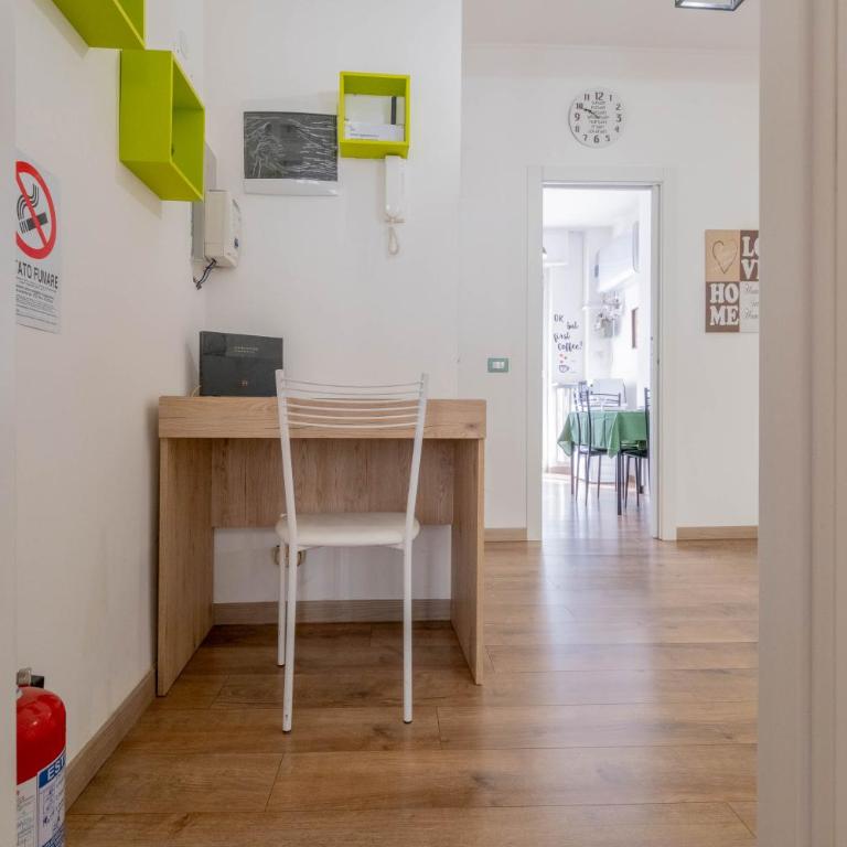 M.Aurelio (Nolo) Green - One-Bedroom Apartment - 24