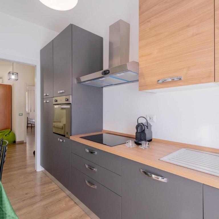 M.Aurelio (Nolo) Green - One-Bedroom Apartment - 25