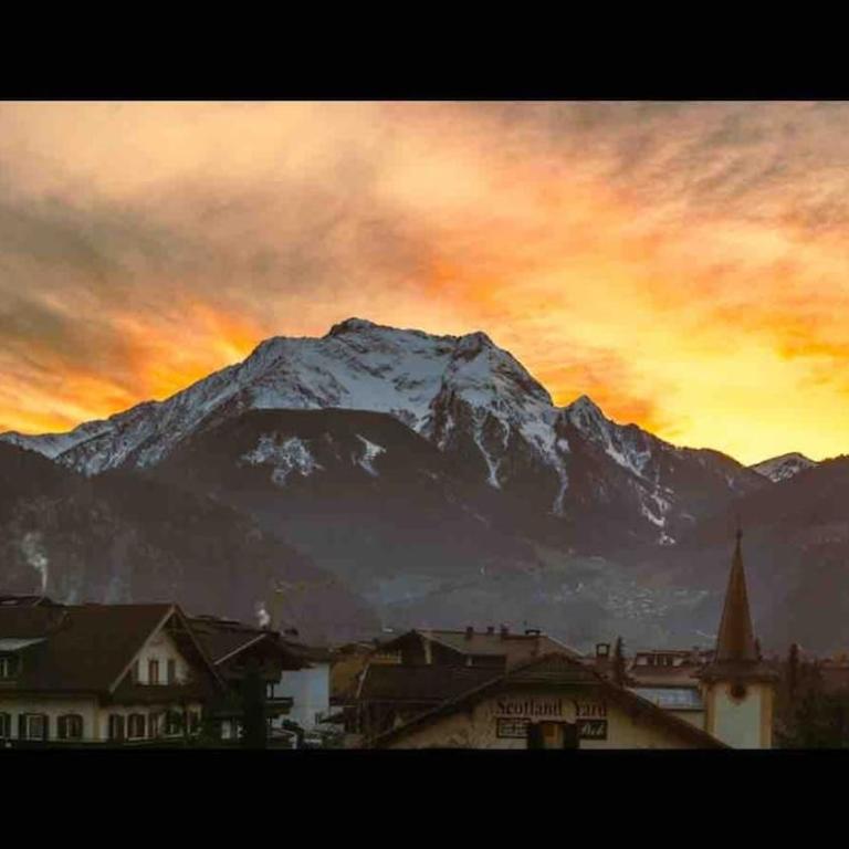 Unique Tower Apartment with Mountain View - Appartamento con 2 Camere da Letto - 28
