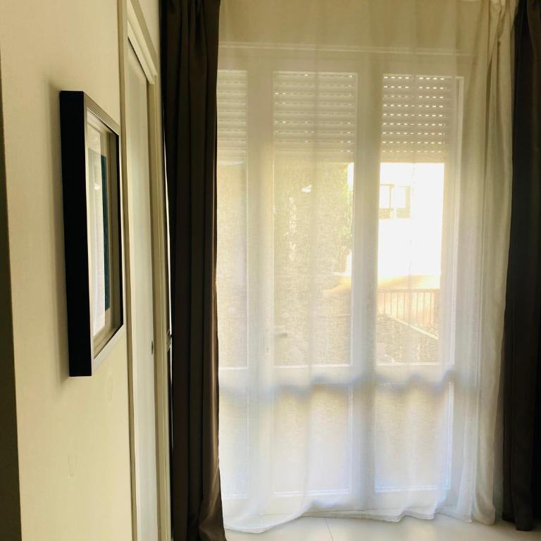 Urban Suite- Holiday Rooms - Camera Matrimoniale Deluxe con Balcone - 10