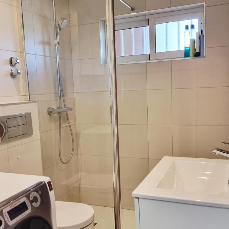 Precioso apartamento con vistas al mediterráneo. - Appartement - Vue sur Mer - 25