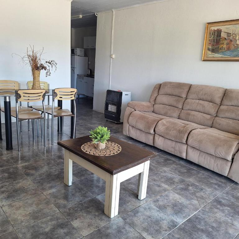LUMINOSO DEPARTAMENTO en AVENIDA - Apartamento de 2 dormitorios - 9