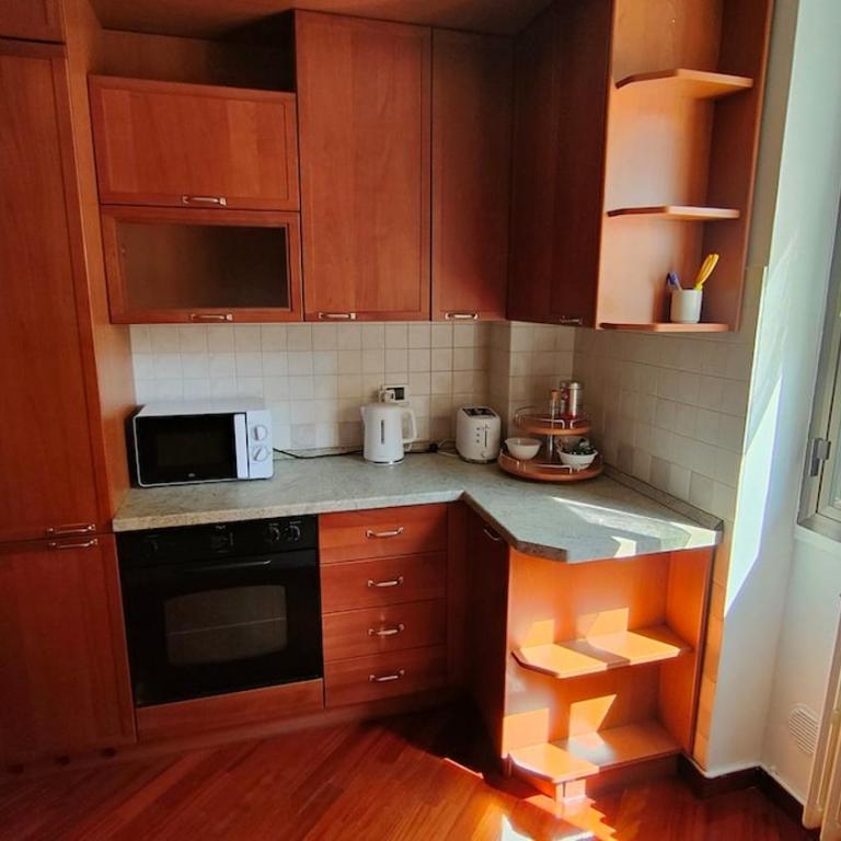 Entire apartment in the Tricolore area - Appartamento con 2 Camere da Letto - 3