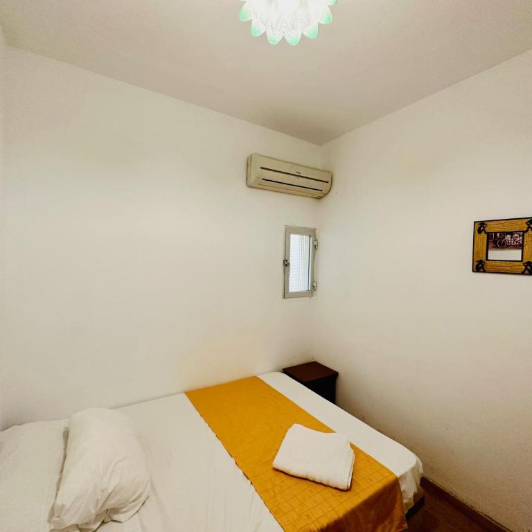 Rooms in Madrid Downtown - Chambre Double Économique - 1