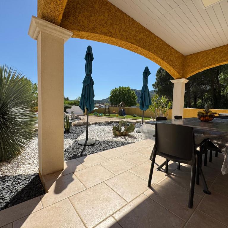 L'Oasis Ardéchois - Three-Bedroom Villa - 8