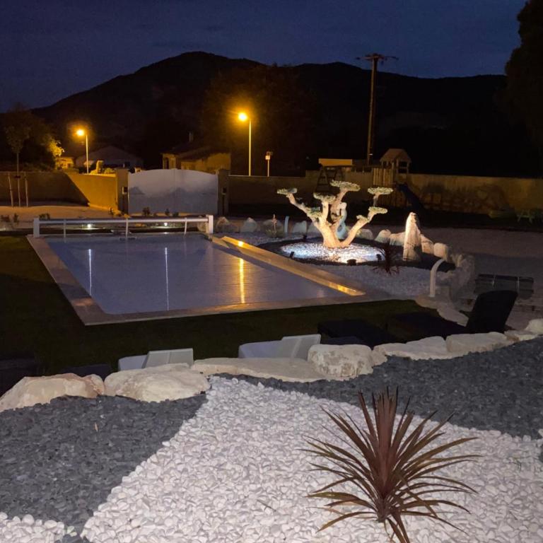 L'Oasis Ardéchois - Three-Bedroom Villa - 14
