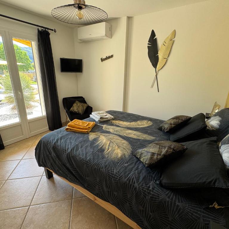 L'Oasis Ardéchois - Three-Bedroom Villa - 31