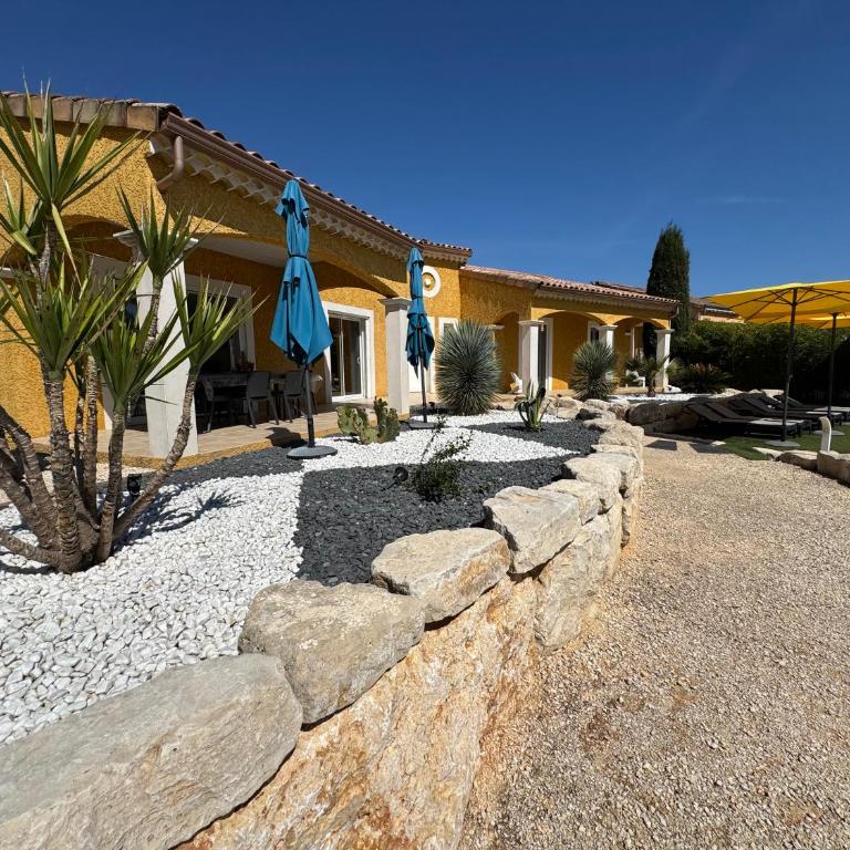 L'Oasis Ardéchois - Three-Bedroom Villa - 39