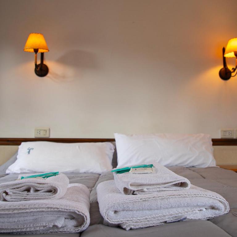 Hosteria Sloggett - Deluxe Queen Room - 6