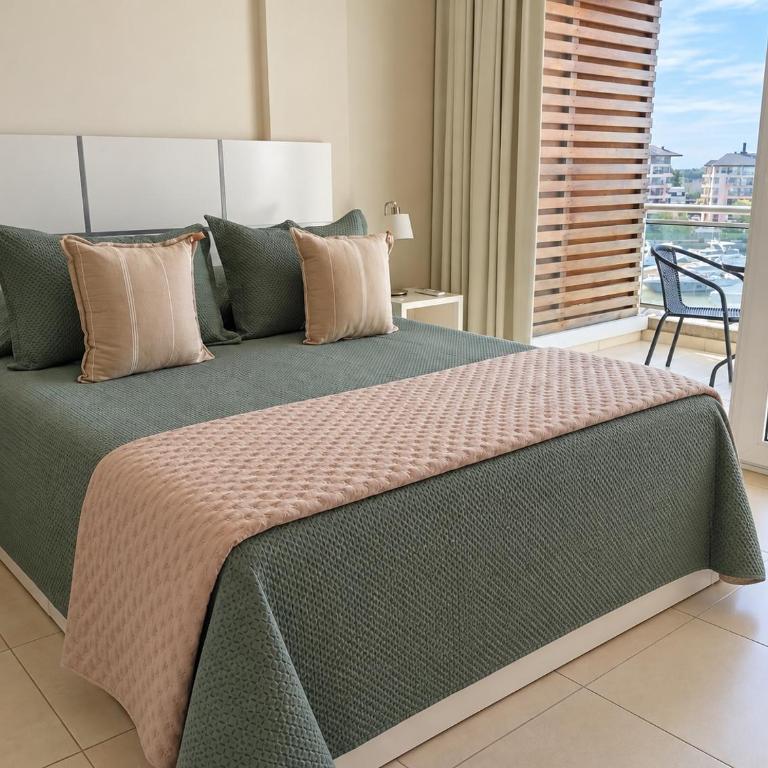 Disfruta Nordelta - Depto con Balcón y Vista a la Bahía - Cochera Inc - Apartamento de 1 dormitorio - 3