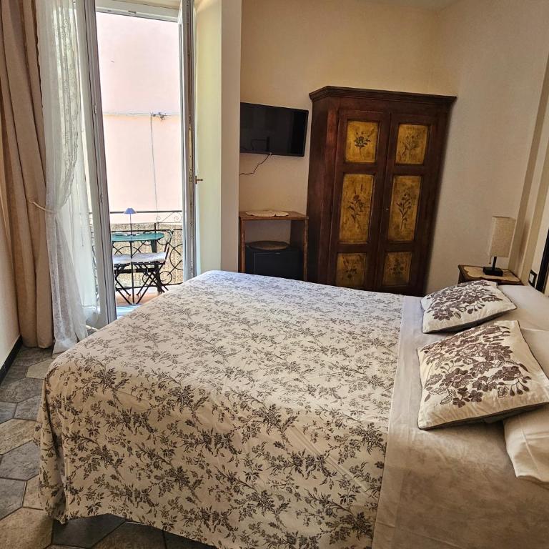 L'Antica Terrazza - Camera Matrimoniale con Bagno Privato - 10
