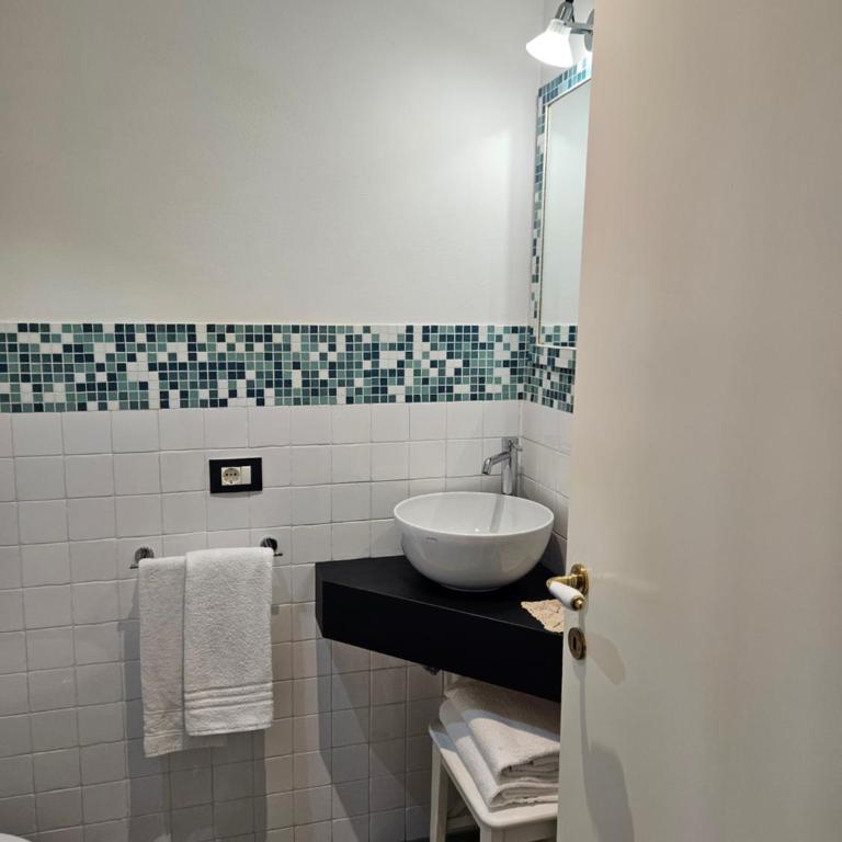L'Antica Terrazza - Camera Matrimoniale con Bagno Privato - 11