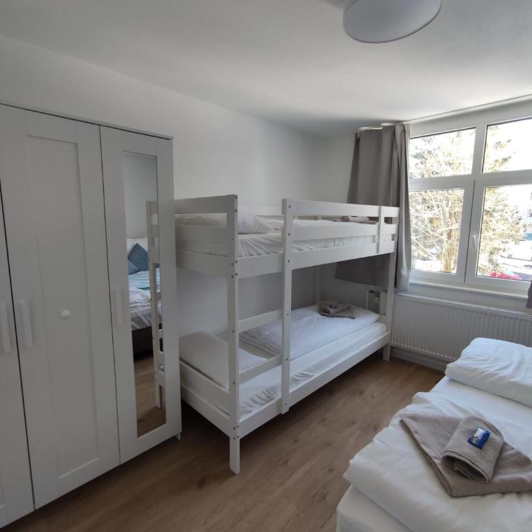Sankt Englmar - Dvoupokojový apartmán s bazény, saunou a balkonem - Apartamento de 1 dormitorio - 12