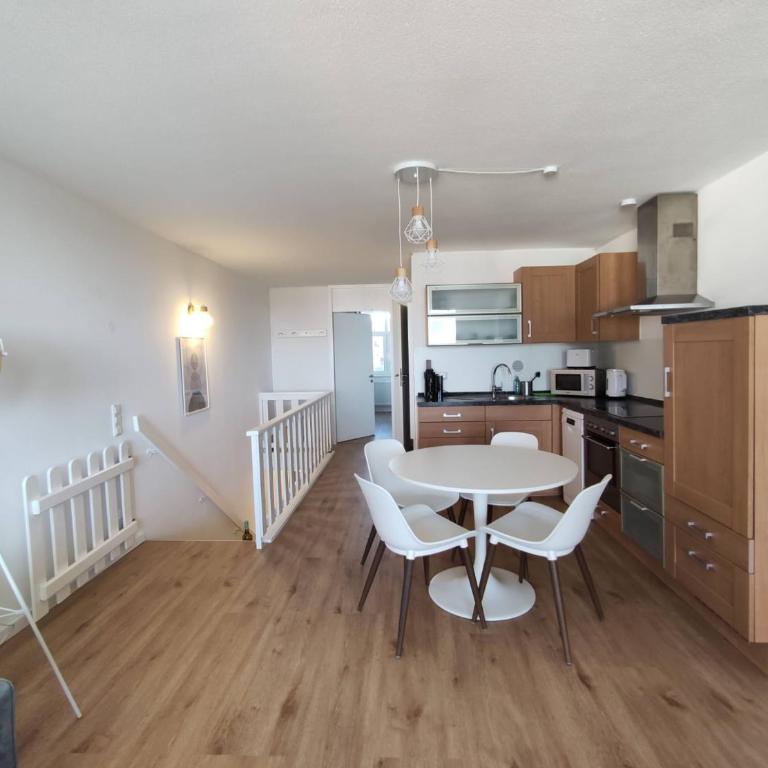 Sankt Englmar - Dvoupokojový apartmán s bazény, saunou a balkonem - Apartamento de 1 dormitorio - 16