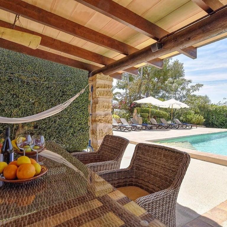 Preciosa casa cerca de playa con piscina & aacc - Five-Bedroom House - 41