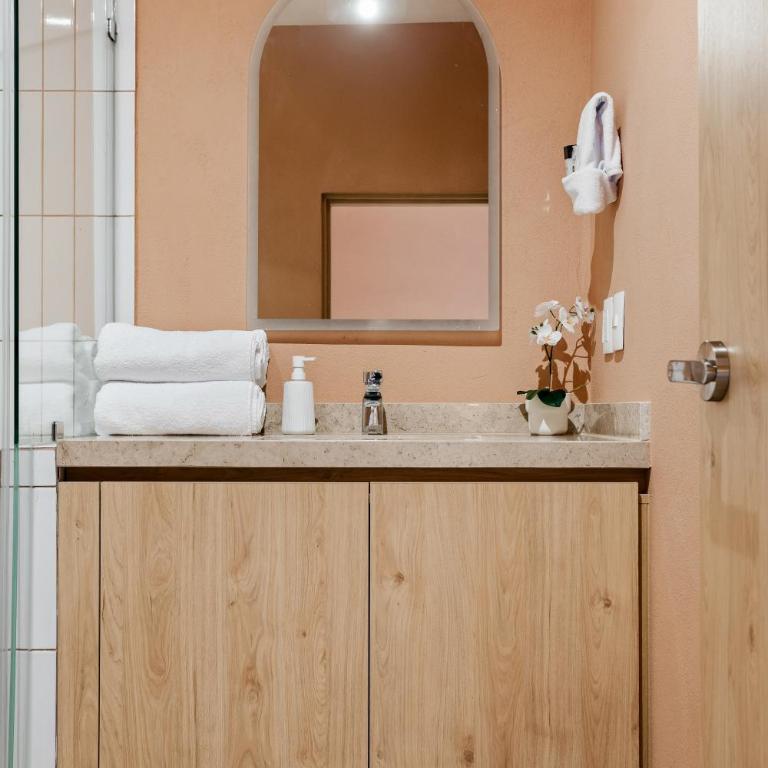 Damián Carmona By Homi Rent - Estudio Doble Deluxe - 14