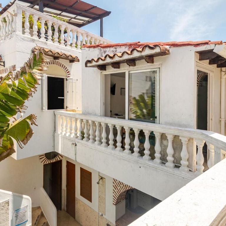 Luxury 5 Bedroom Old Town House - Villa - 17