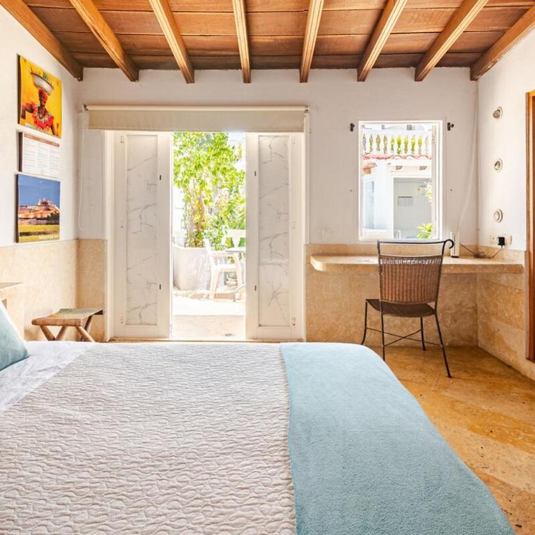 Luxury 5 Bedroom Old Town House - Villa - 18