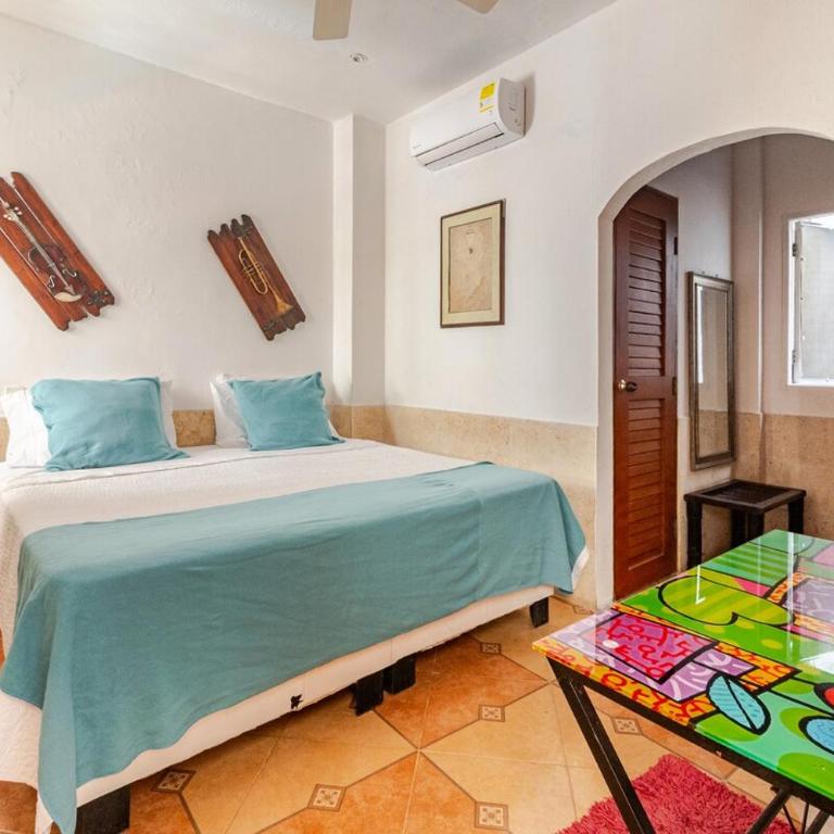 Luxury 5 Bedroom Old Town House - Villa - 30