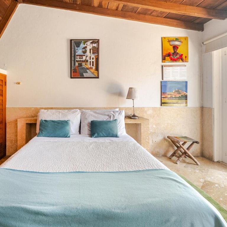 Luxury 5 Bedroom Old Town House - Villa - 46