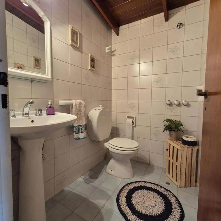 Tu hogar en Río Gallegos, Santiago al 468 - Four-Bedroom House - 11
