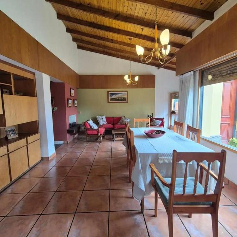 Tu hogar en Río Gallegos, Santiago al 468 - Four-Bedroom House - 28