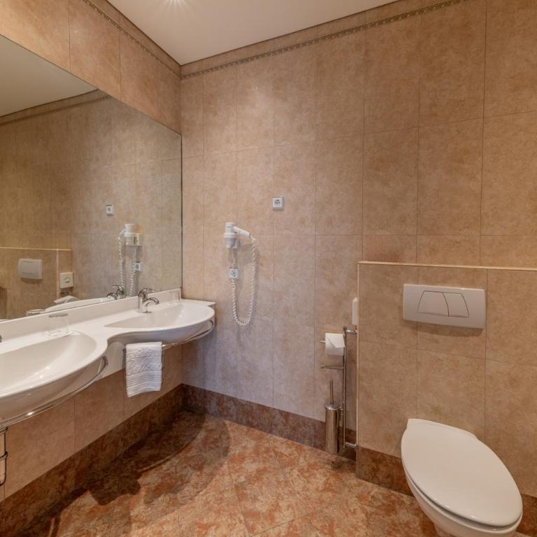 Parkhotel Bellevue - Suite - 2