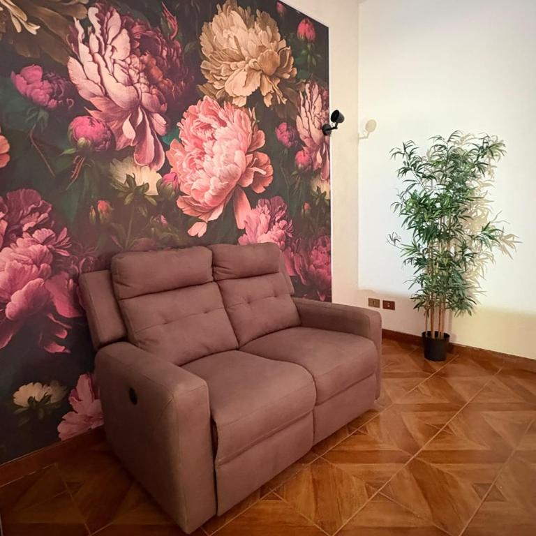Eva Suites - Camera Matrimoniale con Bagno Privato - 1