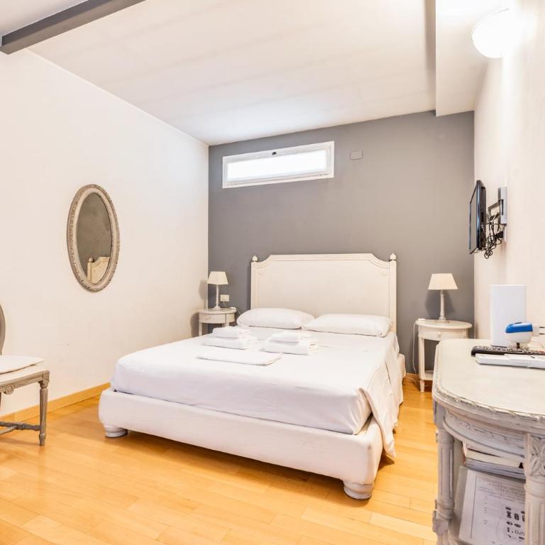 A Due Passi dal Duomo Suite Via Torino 2 Pax - Appartamento con 1 Camera da Letto - 7