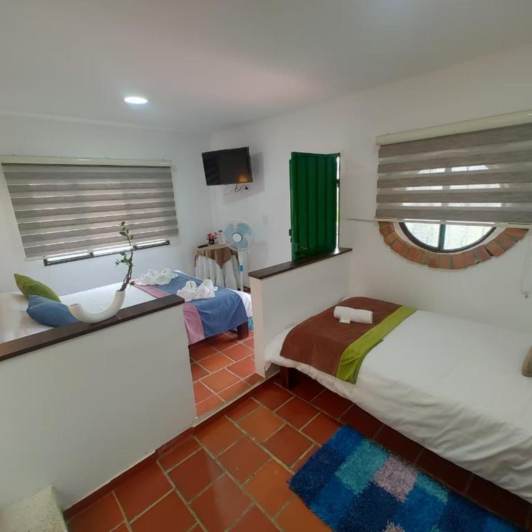 Hotel Campestre la Loma curiti - Habitación Triple Deluxe - 1