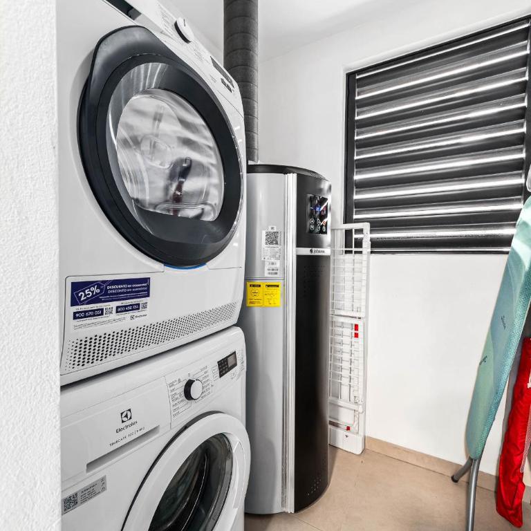 CasaBlanka Boutique Apartment, Pool & Sunset Terrace, Torrevieja - Apartamento de 2 dormitorios - 42