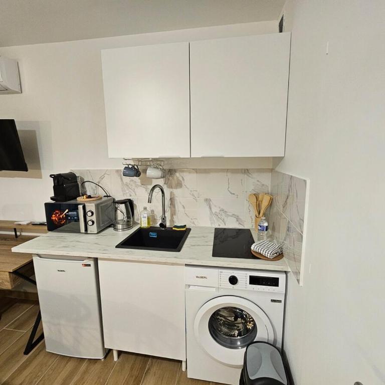 StudioG-1 Chaleureux Clim Parking Confort - Appartement 1 Chambre - 11
