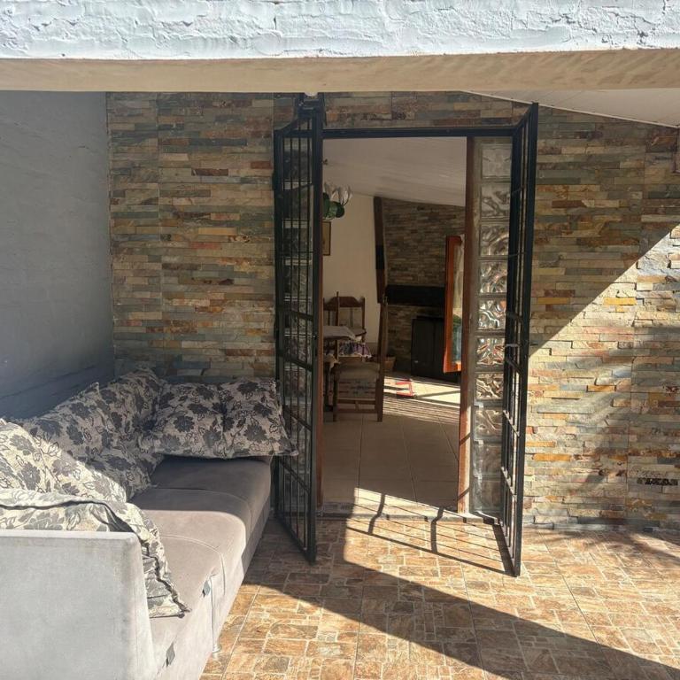 Hermosa casa a metros de la playa en la Esmeralda Rocha - Casa de 3 dormitorios - 3