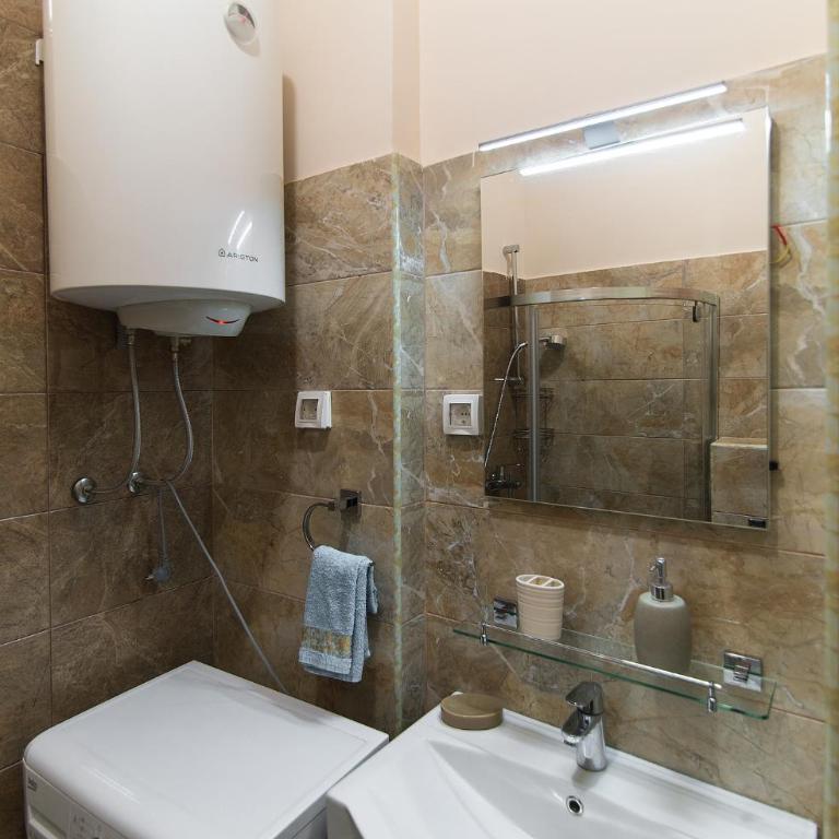 Harmonia Apartments near Shabbat House - Apartman sa 1 Spavaćom Sobom, Pogledom na More i Balkonom - 2