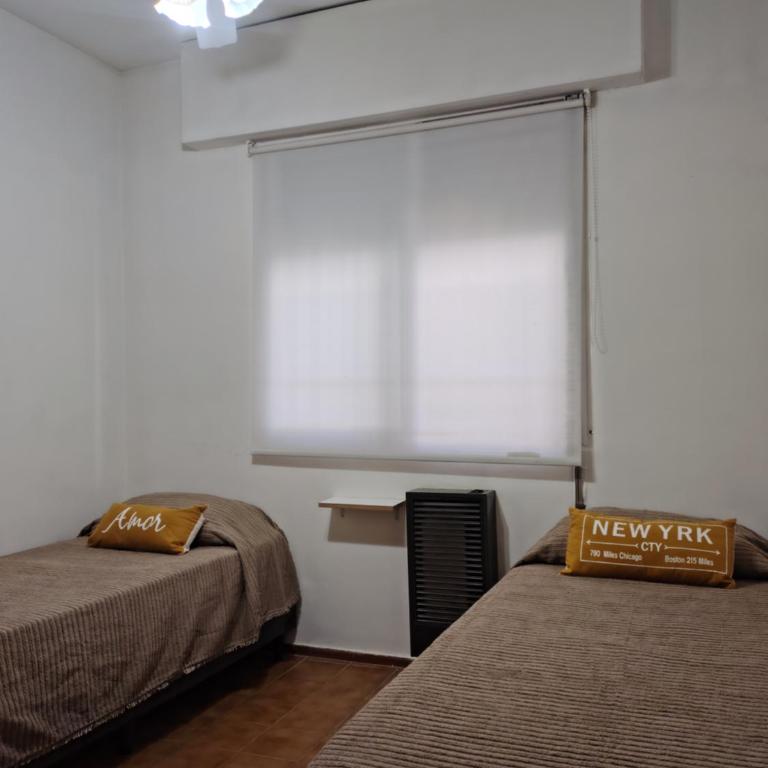 Casa Céntrica con Piscina - 3 dormitorios, 2 baños - Entrada Autónoma - Wifi veloz - Casa Vacacional de 3 dormitorios - 21